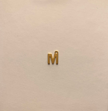 Breloques lettres M en acier inoxydable