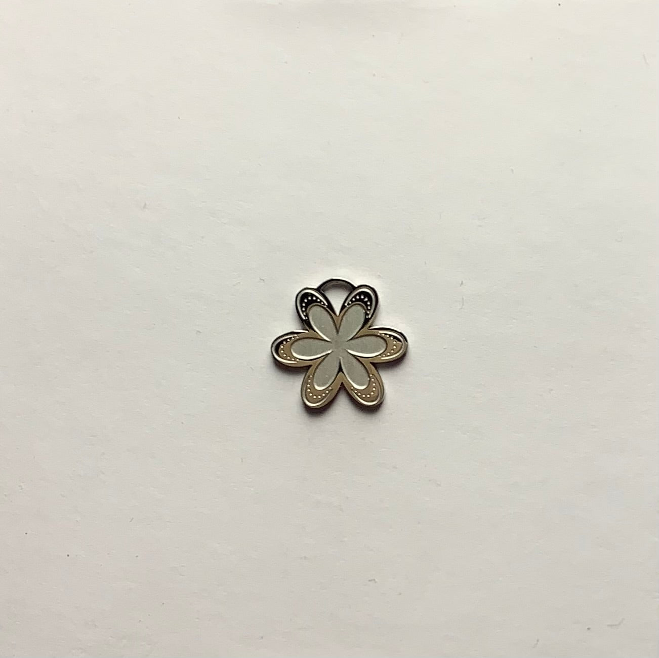 Breloques fleurs en acier inoxydable